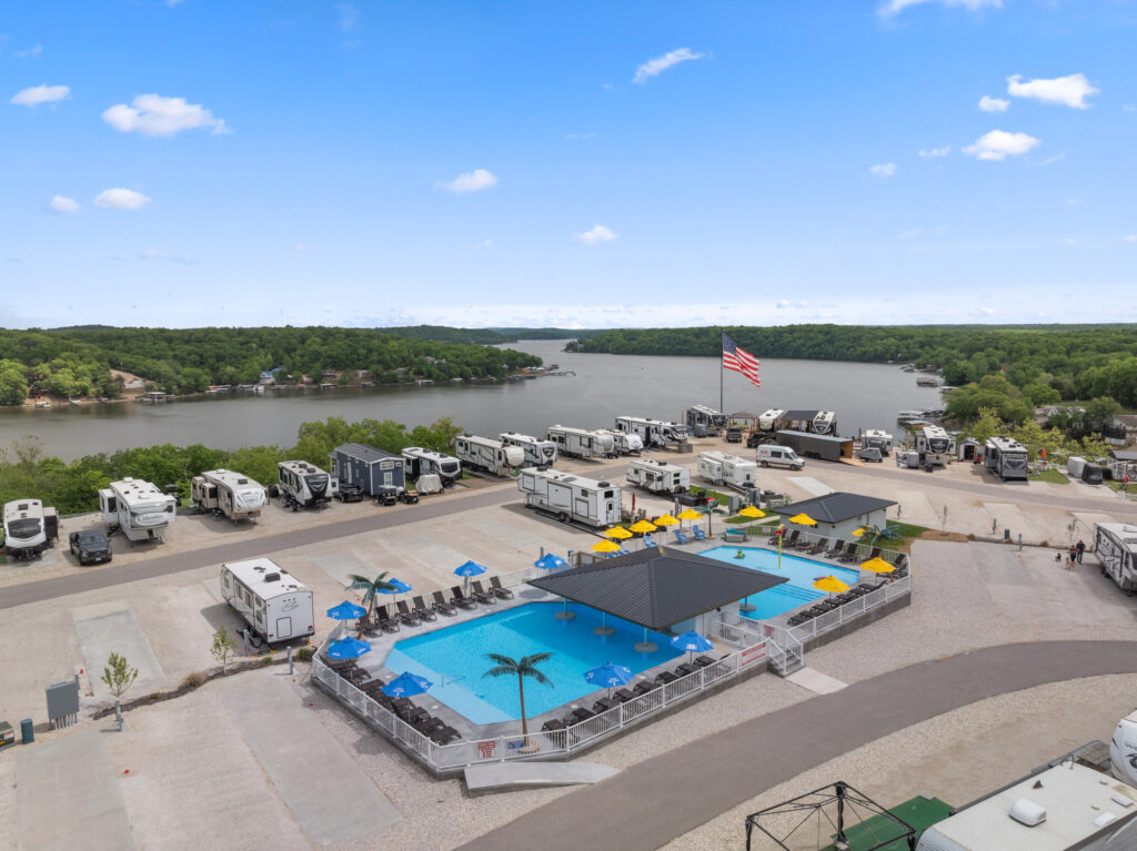 Lakeview RV Sites and Pool